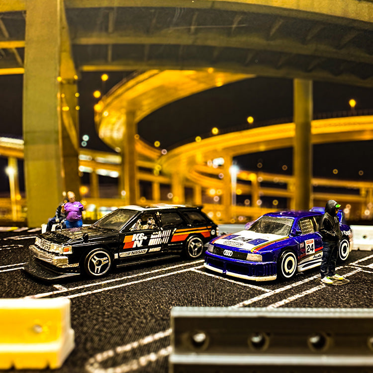 LUNCHBOX Dis-Play Mat 1:64 scale - Japan carpark scene