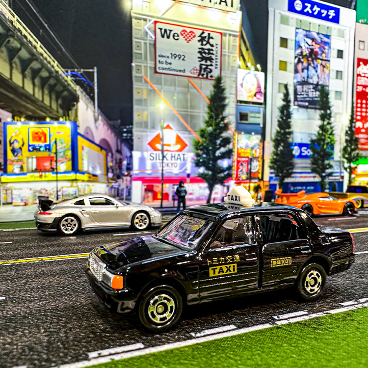 LUNCHBOX Dis-Play Mat 1:64 scale - Japan freeway scene